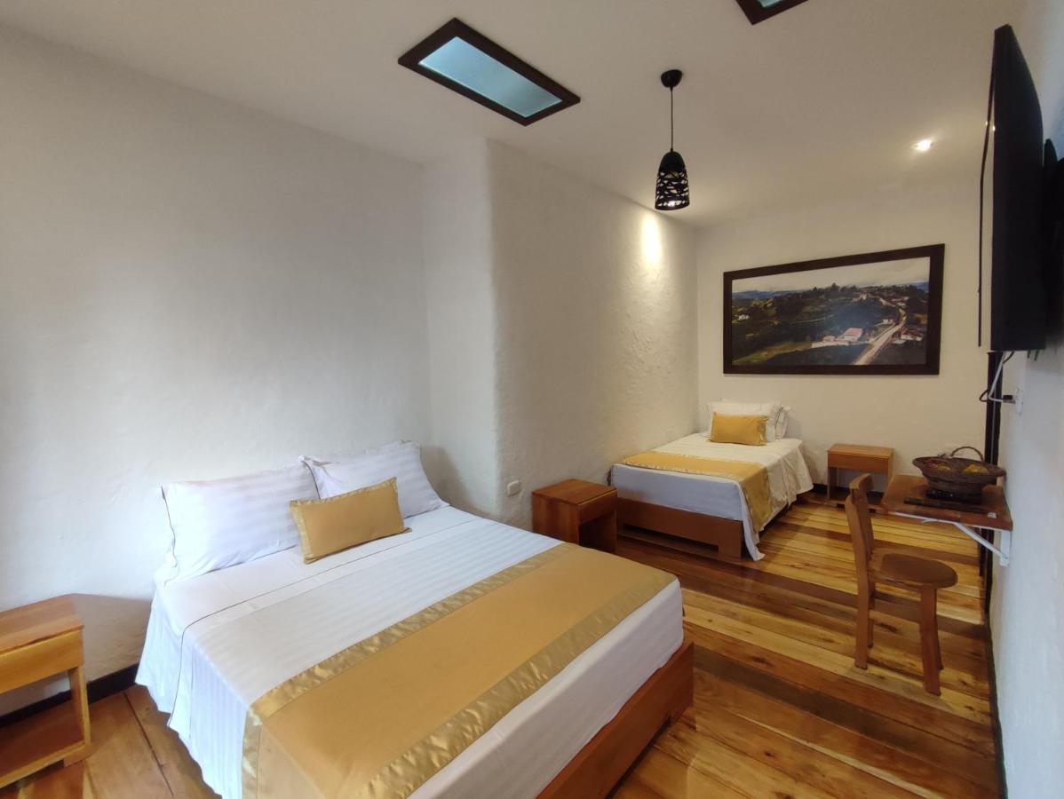 Hotel Boutique La Leyenda 1860 Salamina Bagian luar foto