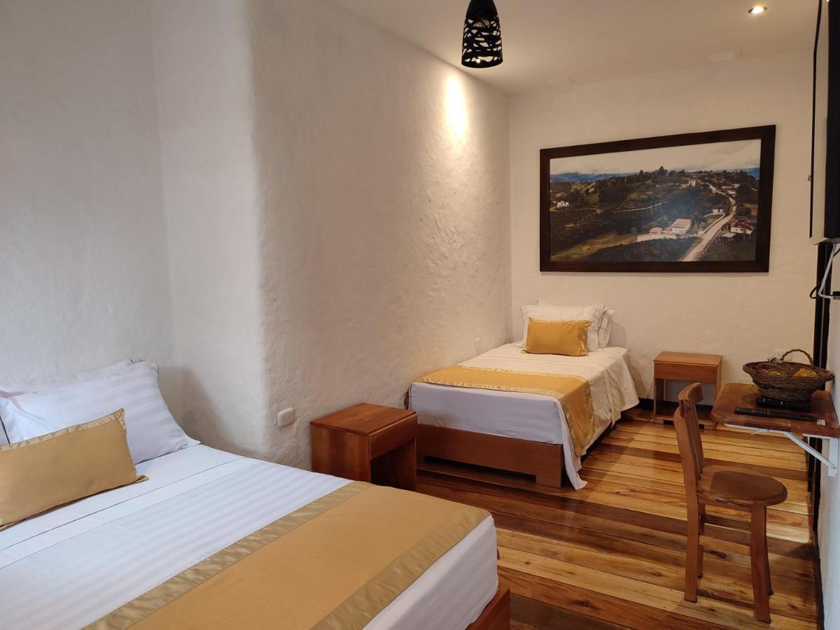 Hotel Boutique La Leyenda 1860 Salamina Bagian luar foto