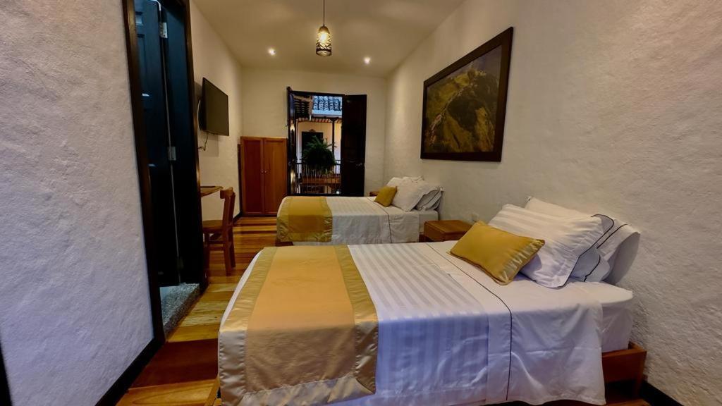 Hotel Boutique La Leyenda 1860 Salamina Bagian luar foto