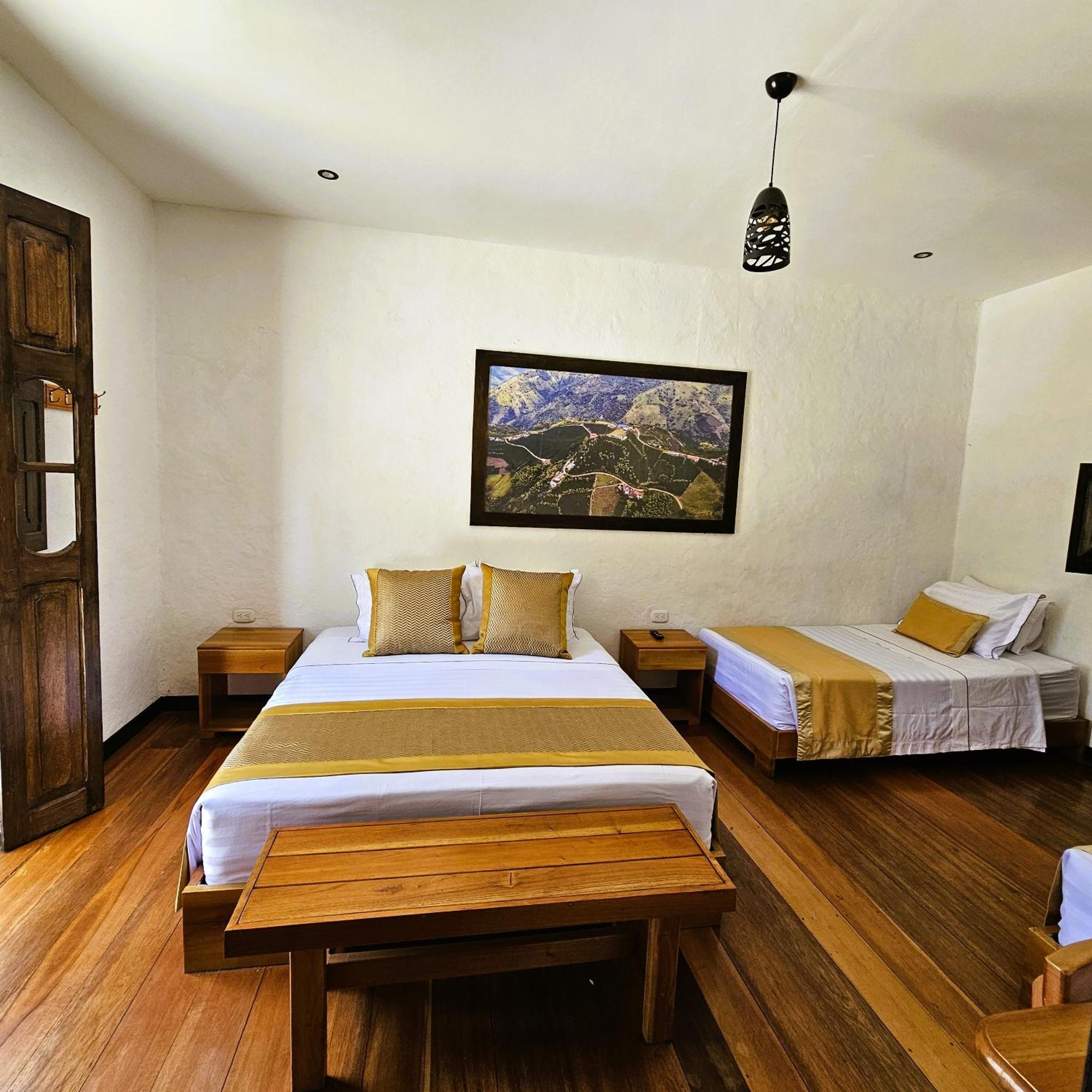Hotel Boutique La Leyenda 1860 Salamina Bagian luar foto